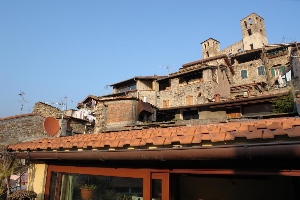 B&B Il Libro Verde Dolceacqua Eksteriør billede