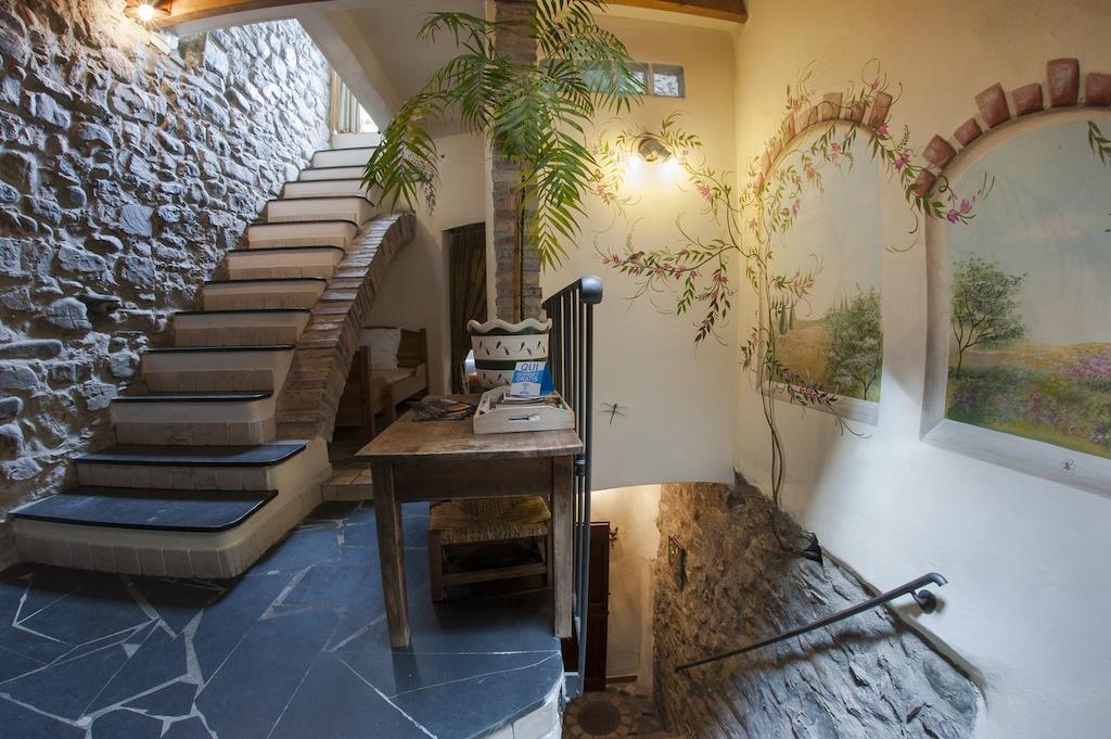 B&B Il Libro Verde Dolceacqua Eksteriør billede