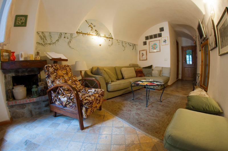 B&B Il Libro Verde Dolceacqua Eksteriør billede