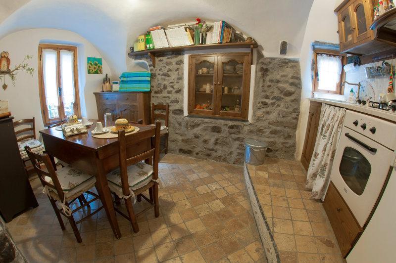 B&B Il Libro Verde Dolceacqua Eksteriør billede
