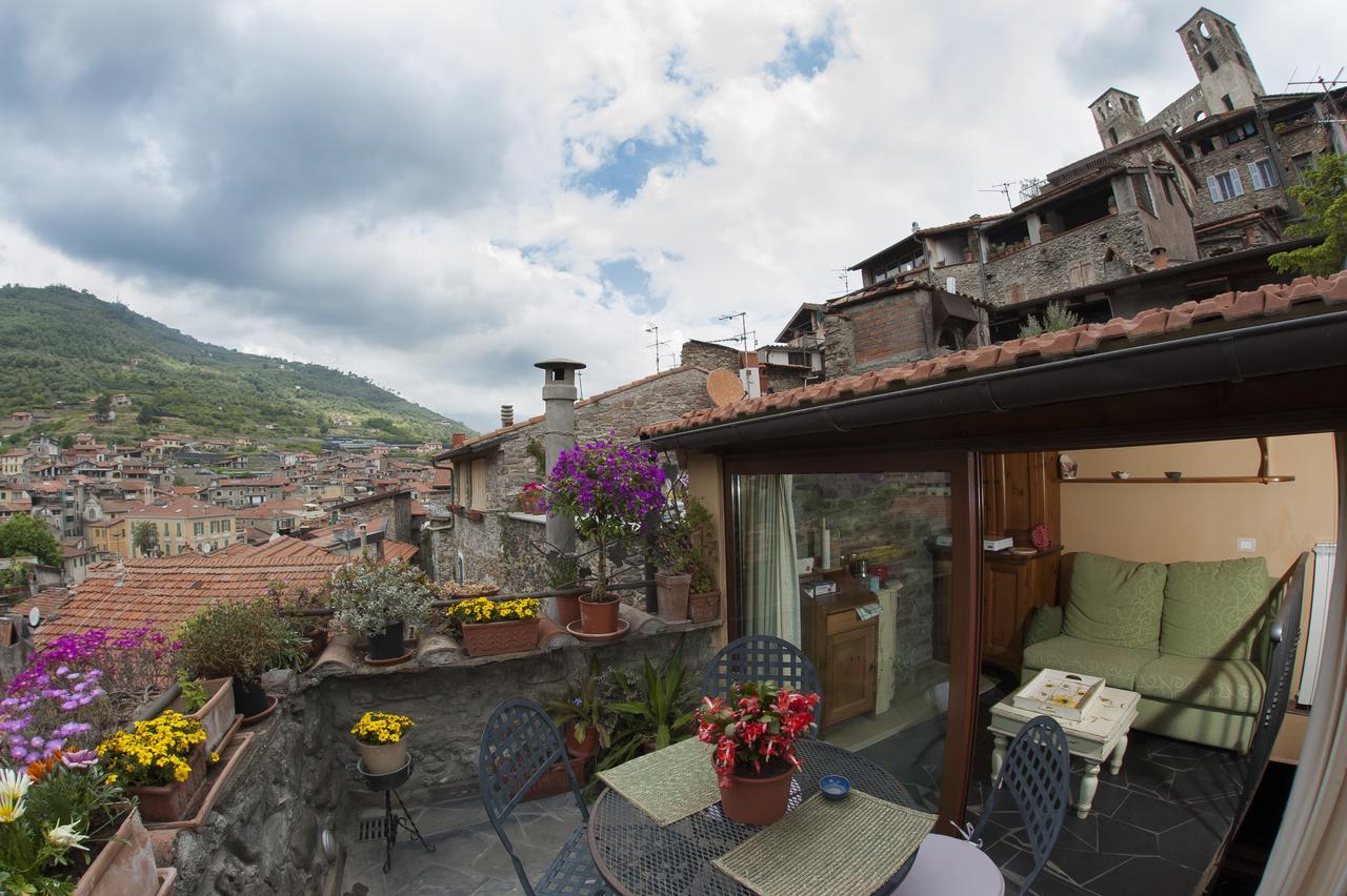 B&B Il Libro Verde Dolceacqua Eksteriør billede