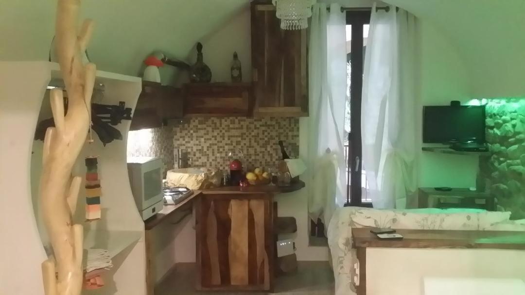 B&B Il Libro Verde Dolceacqua Eksteriør billede