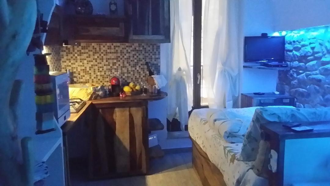 B&B Il Libro Verde Dolceacqua Eksteriør billede